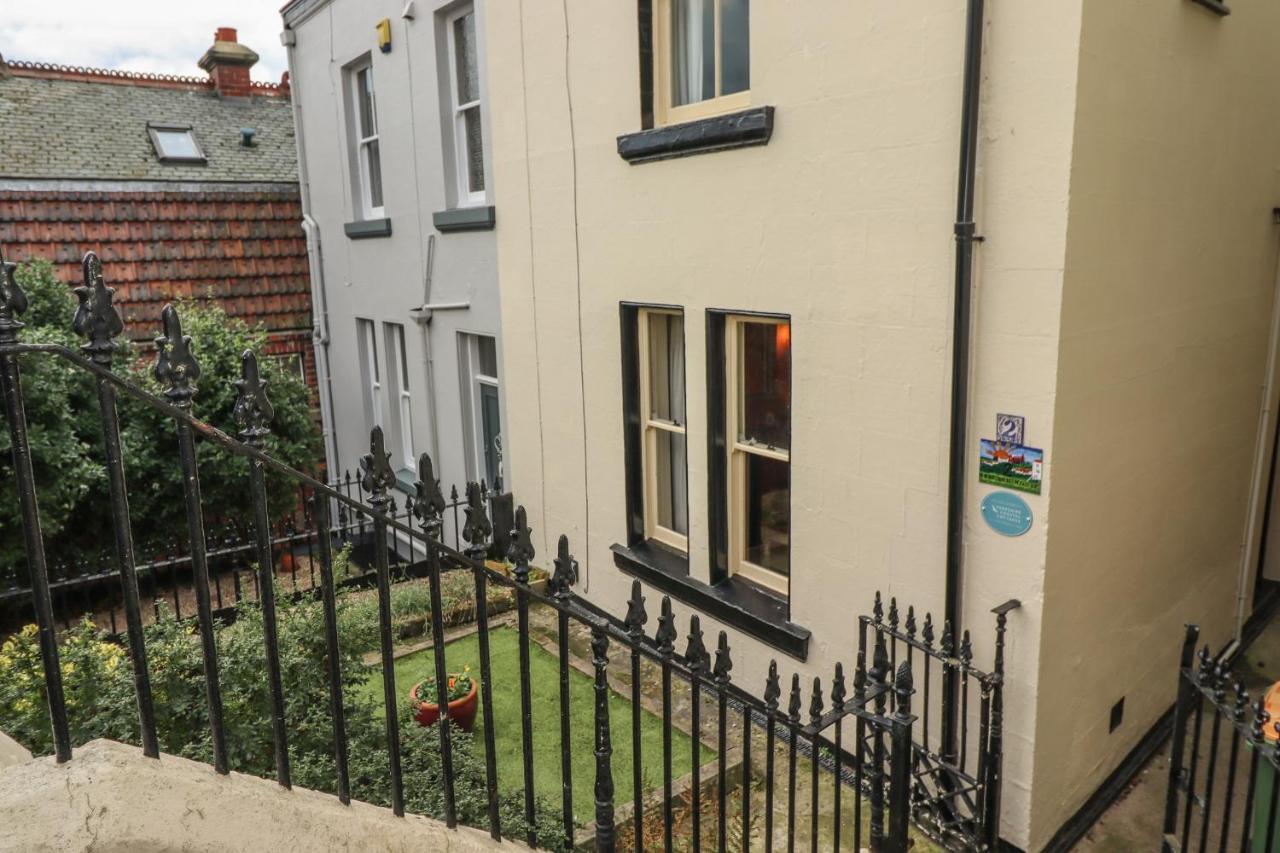 ウィットビー West End Houseヴィラ エクステリア 写真